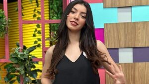 Popular / (VIDEO) ¡Pilló que era cornuda por un sticker!