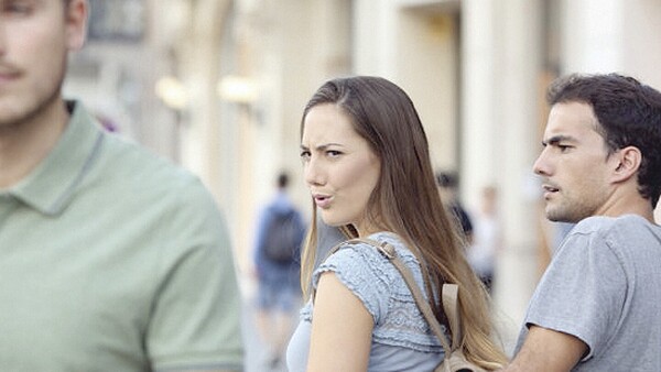 “Se quejan de que los hombres son infieles, pero ellas son peores”