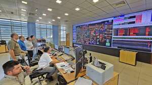 ANDE buscaría “recaudar” con red de fibra óptica y modificar su Carta - Política - ABC Color