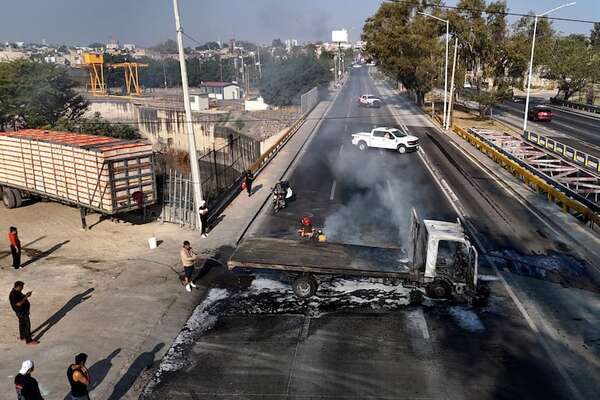 Cancelan vuelos internacionales en Puerto Vallarta tras ola de violencia en Jalisco - Mundo - ABC Color