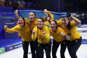 Suecia consigue su cuarto oro olímpico en curling femenino  - Polideportivo - ABC Color