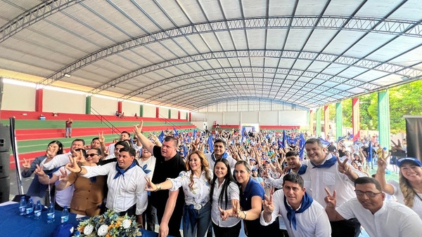 Diálogo Azul liderado por Dionisio Amarilla lanza candidato a intendente en Altos