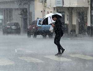 Alerta meteorológica: tormentas y granizo amenazan el centro y norte del país - Clima - ABC Color