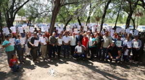 Tras 30 años de espera, pobladores de colonia Nueva Mestre reciben sus títulos