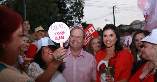 La Nación / Camilo Pérez reafirma proyecto con participación de mujeres asuncenas
