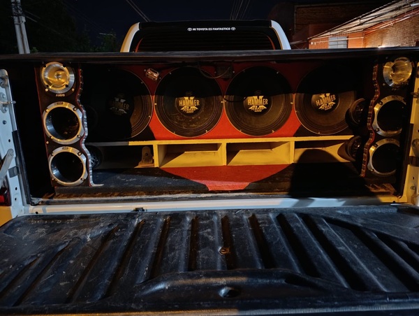 Incautan camioneta con potente equipo de audio por ruidos molestos en Itacurubí - Concepción al Día