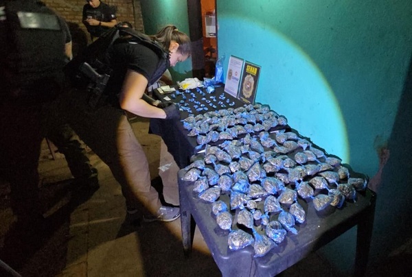 Anulan «supermercado» de las drogas en cercanías de centro educativo en Arroyos y Esteros