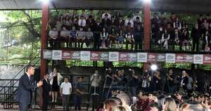 La Nación / Peña dio inicio oficial a las clases y llamó a los estudiantes a luchar por sus sueños