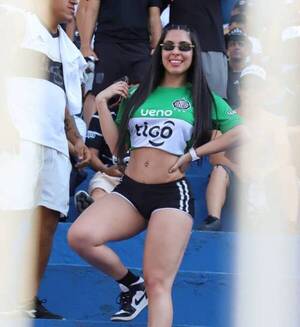 Apostaron con la madrina de la O: "Si pierde Cerro te transfiero 1 millón"