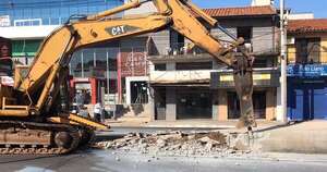 La Nación / El Gobierno abdista perjudicó el Metrobús por mezclar ideología política, dice ingeniero