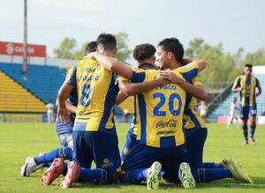 El "Indio" ligó patadita del "Kure"