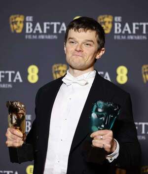 Robert Aramayo: el actor de “Los Anillos de Poder” que sacudió los Bafta ante DiCaprio y Chalamet - Gente - ABC Color