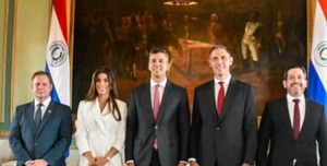 Marco Riquelme asume como nuevo ministro de Industria y Comercio | Unicanal