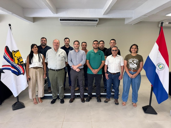 El Centro Paraguayo de Minería renueva su conducción y define prioridades estratégicas - Amigo Camionero