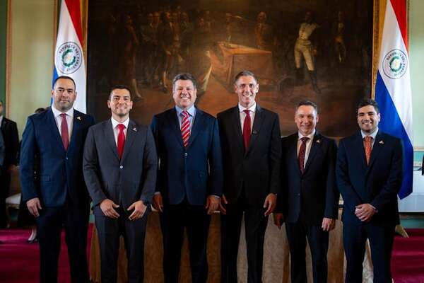 Se presentó el nuevo equipo del MIC, liderado por Marco Riquelme - Economía - ABC Color