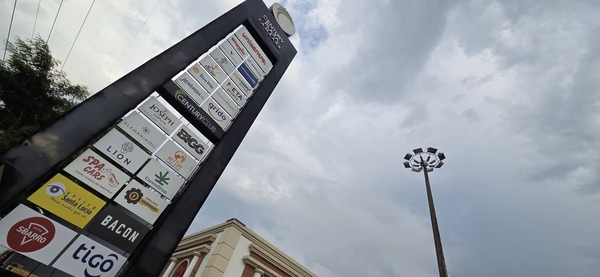 Century Plaza celebra ocho años como referente comercial de Lambaré