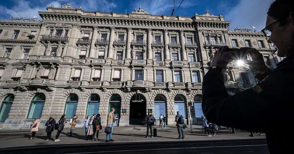 La Nación / Suiza tiene congelados activos venezolanos por 880 millones de dólares