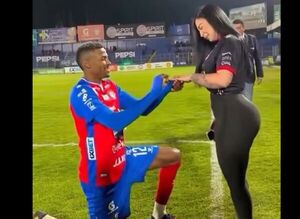 Popular / ¡Solo tres días duró el compromiso de matrimonio de este jugador!