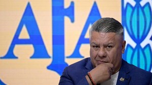 Justicia permite salida del país del presidente de AFA, imputado por corrupción