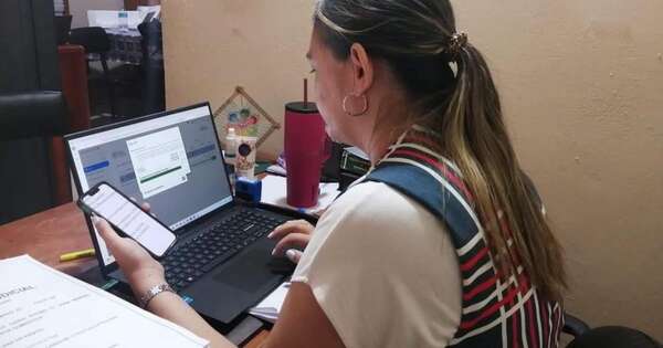 La Nación / Firman primera resolución judicial digital en el Juzgado de Paz de Pirayú