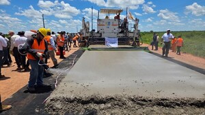 Creciente deuda del MOPC amenaza paralizar más obras