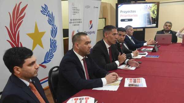 Nuevo titular del MIC promete guerra a usura y foco en mipymes