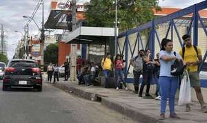 Pasajeros denuncian regulada: “Los que están arriba no sienten nada” - Nacionales - ABC Color