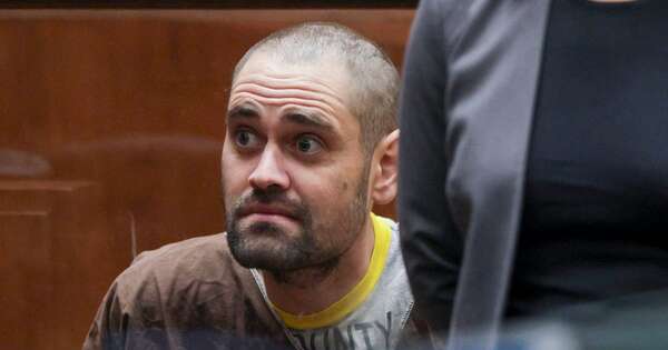 La Nación / Hijo del cineasta Rob Reiner se declaró no culpable del crimen de sus padres