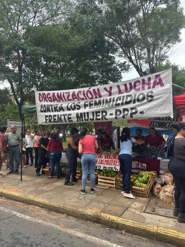 Jornada solidaria de productoras para conmemorar el Día de la Mujer Paraguaya - Portal Digital Cáritas Universidad Católica