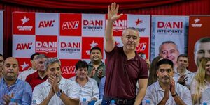 Mario Abdo Benítez anuncia su acompañamiento a Dani Centurión en Asunción - Canal-E