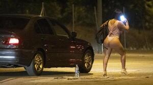 Popular / “Cariñosas” denuncian que son amenazadas por "kuña con palanca"