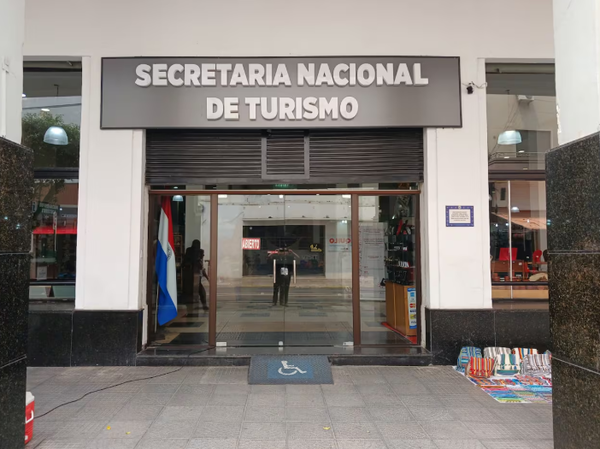 Advierten sobre farsante que se hace pasar por funcionario de Senatur