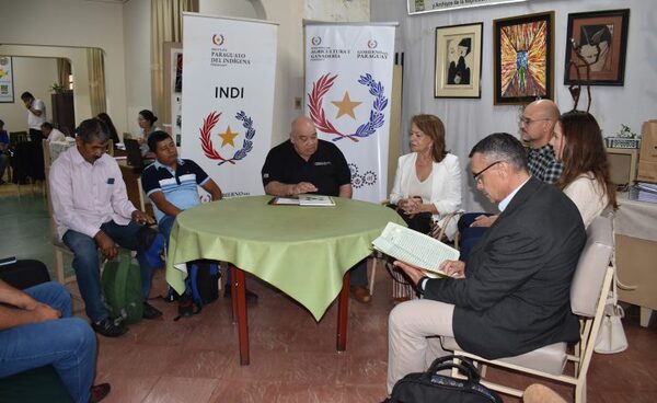 Comunidad indígena Takuaju Poty recibe título de propiedad sobre 1.420 hectáreas de tierras ancestrales