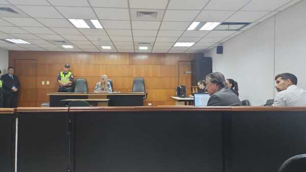 Sancionan con llamado de atención a abogados de Gianina García Troche