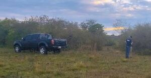 Hallan tres vehículos abandonados por banda que asesinó a guardia en Encarnación