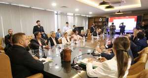 La Nación / Diputado defiende gestión del presidente de IPS y destaca 100 % de ejecución en medicamentos