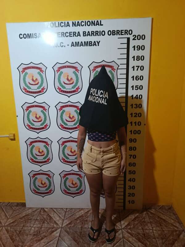 Detenida tras ser denunciada por amenazar con arma y despojar a una trabajadora de surtidor de su celular en Pedro Juan Caballero - Policiales - ABC Color