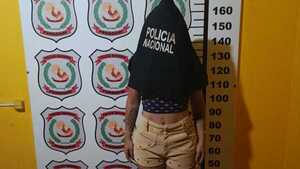 Le quitó su celular a punta de pistola para revisar sus mensajes de WhatsApp