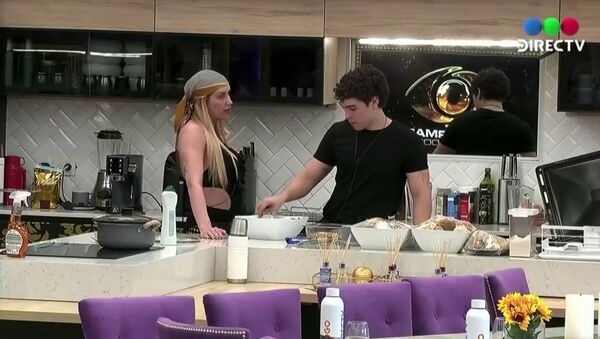 Popular / (VIDEO) ¡Carmiña Masi se volvió en un día la más odiada en reality de ashá!