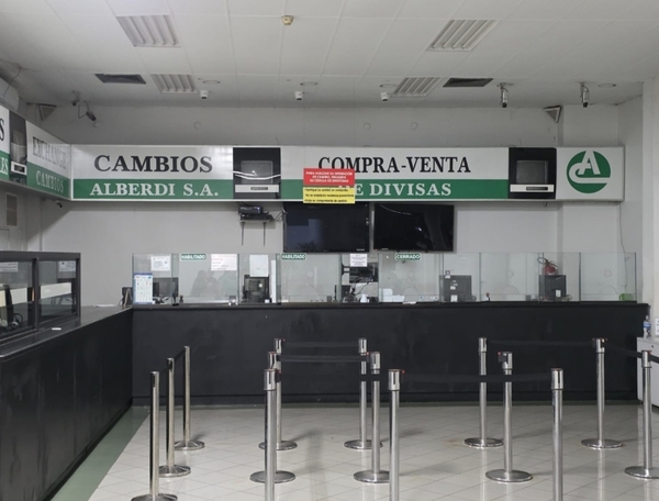 Asalto a casa de cambio en Ciudad del Este: delincuentes armados reducen a gerente y guardia