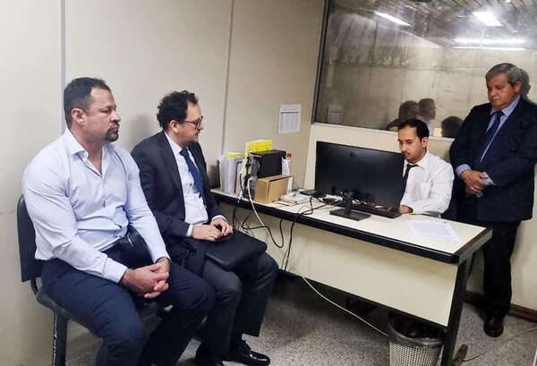 Ulises Quintana se entrega por orden de captura en el caso Berilo - Policiales - ABC Color