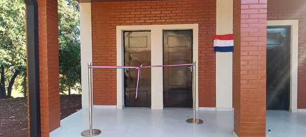 Municipalidad de Cambyretá inauguró sanitarios sexados en escuela de Arroyo Porã