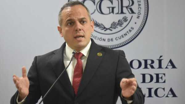 Contralor sostiene que debe ser investigado cobros de honorarios de asesor jurídico de IPS