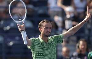 Auger-Aliassime, Medvedev y Lehecka, a cuartos - Tenis - ABC Color