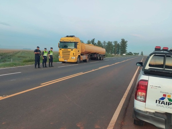 Violento Asalto en Ñumi: Camión Cisterna fue interceptado por un Grupo Armado