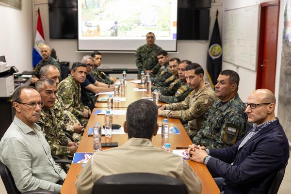 Peña ordena despliegue militar en todo el territorio ante expansión del crimen organizado