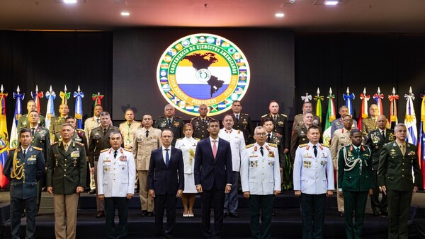 Comandantes del continente debaten sobre crimen organizado y ciberseguridad