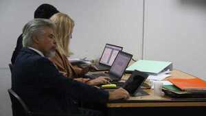Jueces rechazan los pedidos de la defensa de ex ministro Giuzzio