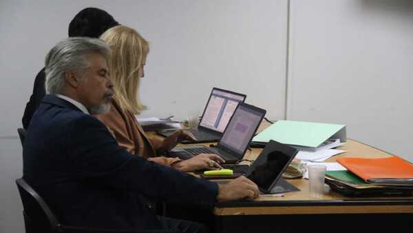 Jueces rechazan los pedidos de la defensa de ex ministro Giuzzio