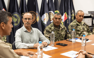 Presidente Peña amplía por decreto la zona de operaciones del CODI en toda la región oriental - Noticiero Paraguay